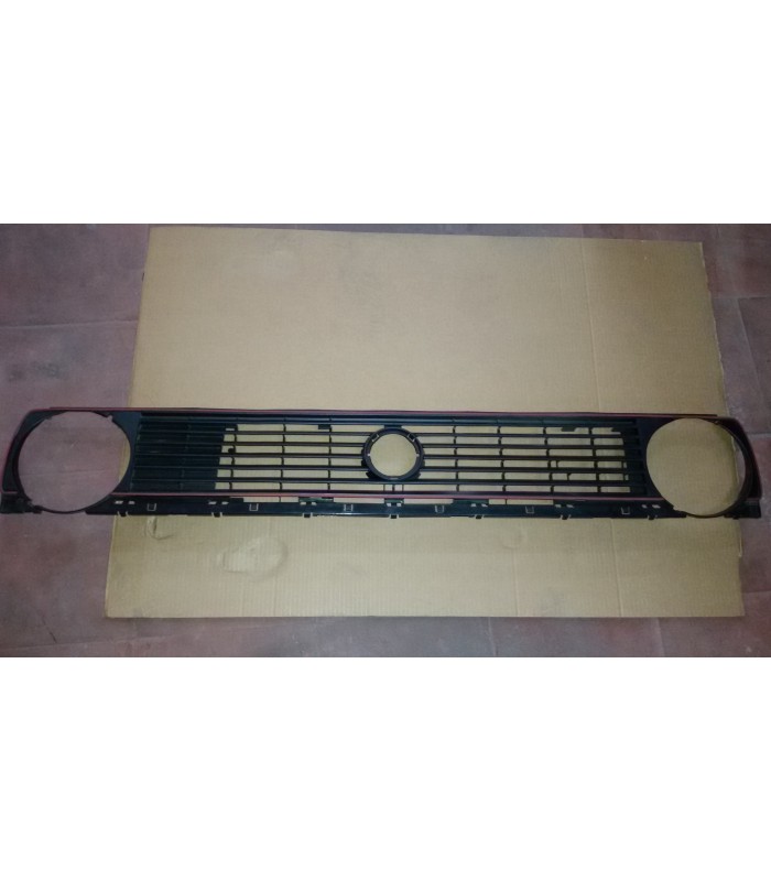 CARETA VW GOLF I ROJA/PLATA/NEGRA 