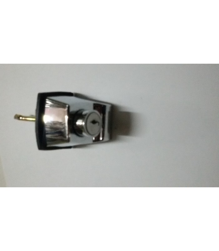 CERRADURA TAPA MOTOR CON RESVALON SIMCA 900/1000