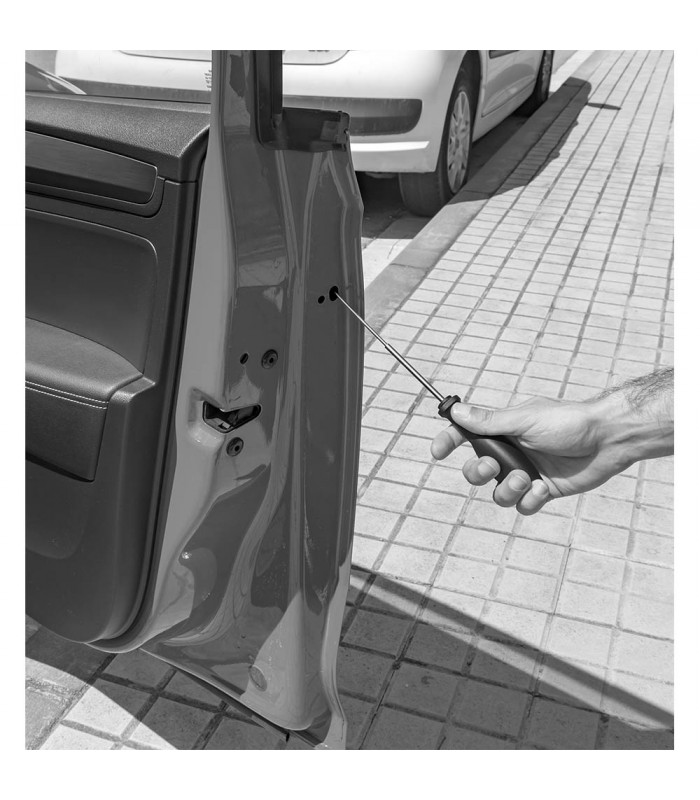 LLAVE PARA MANIJA DE PUERTAS VAG